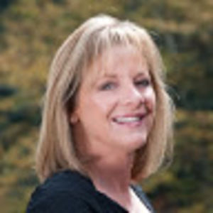 Meet your Posher, Lynn